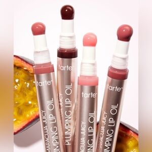 Maracuja Juicy Plumping Lip Oil - set of 5 shades.- Random shades